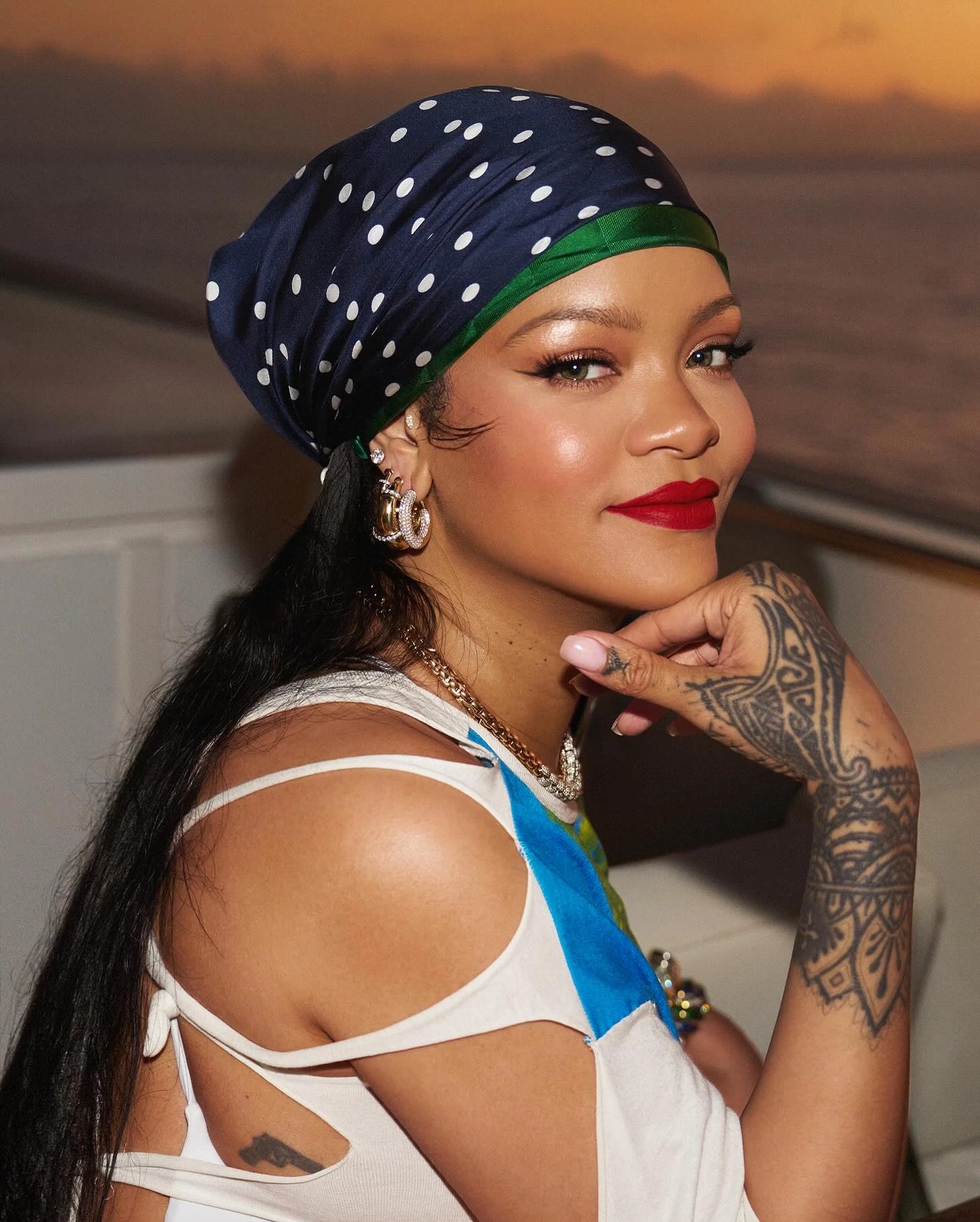 рианннаа.jpg (406 KB)